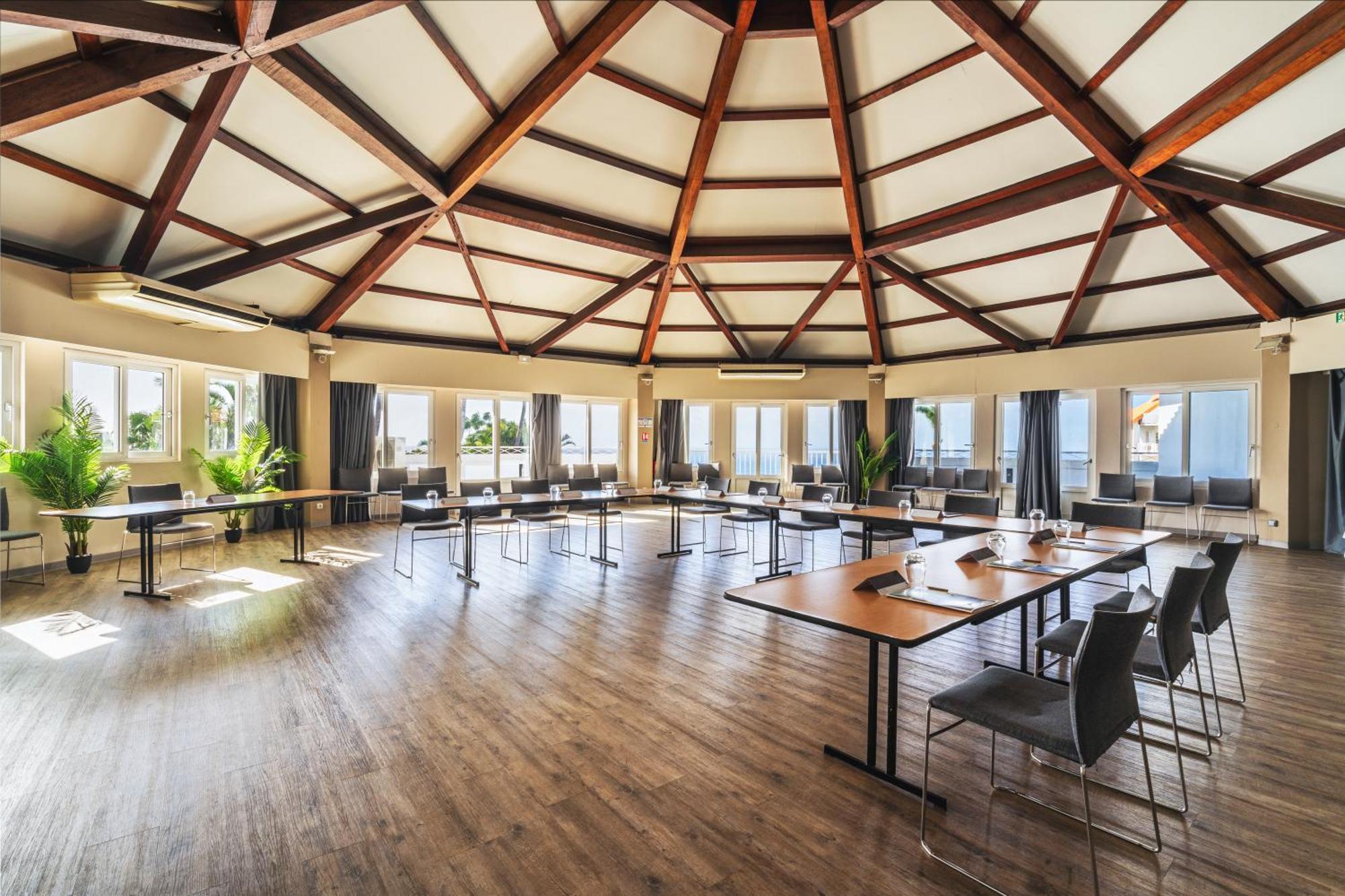 Hotel Exsel Creolia แซงต์-เดอนี ภายนอก รูปภาพ
